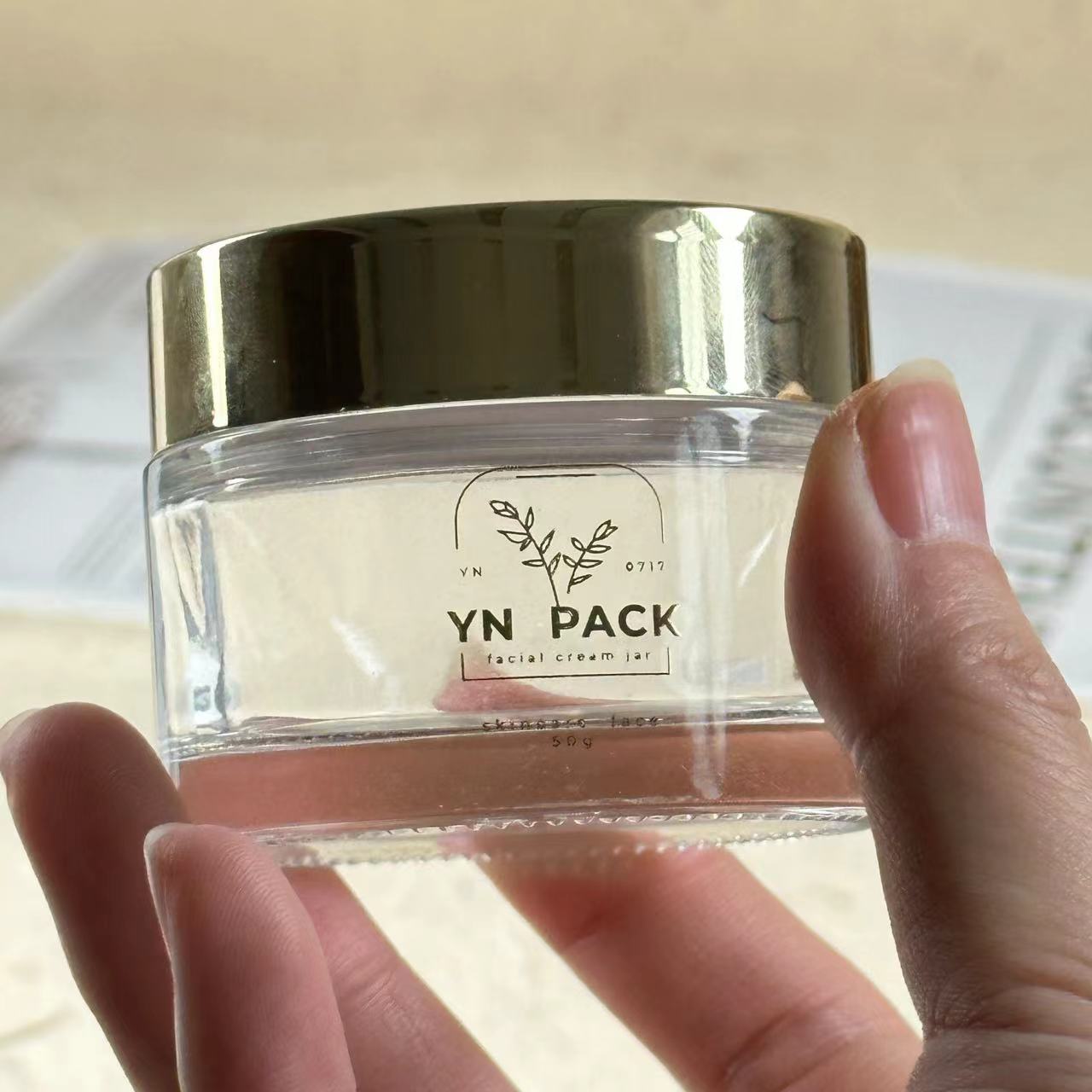 luxury glass jar Wholesa frost – Luxury Skincare Bottles Bewertung und Preis