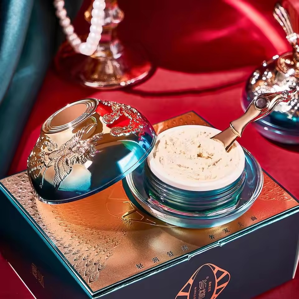 Luxury Noble Lady Cream Fairy  – Skincare Luxury Whitening Bewertung und Preis